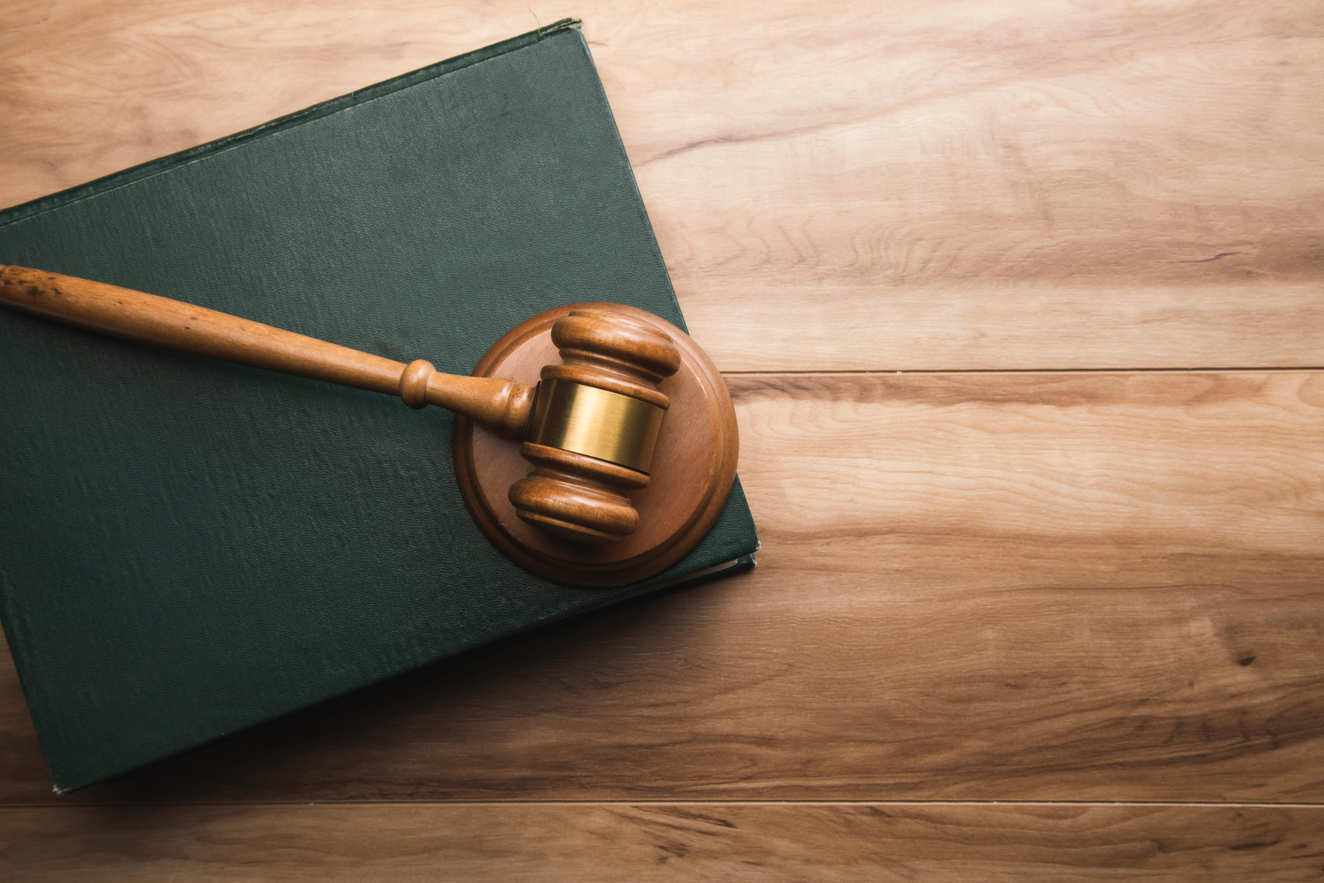 Rozprawa sądowa. Jak wygląda? Ile trwa?