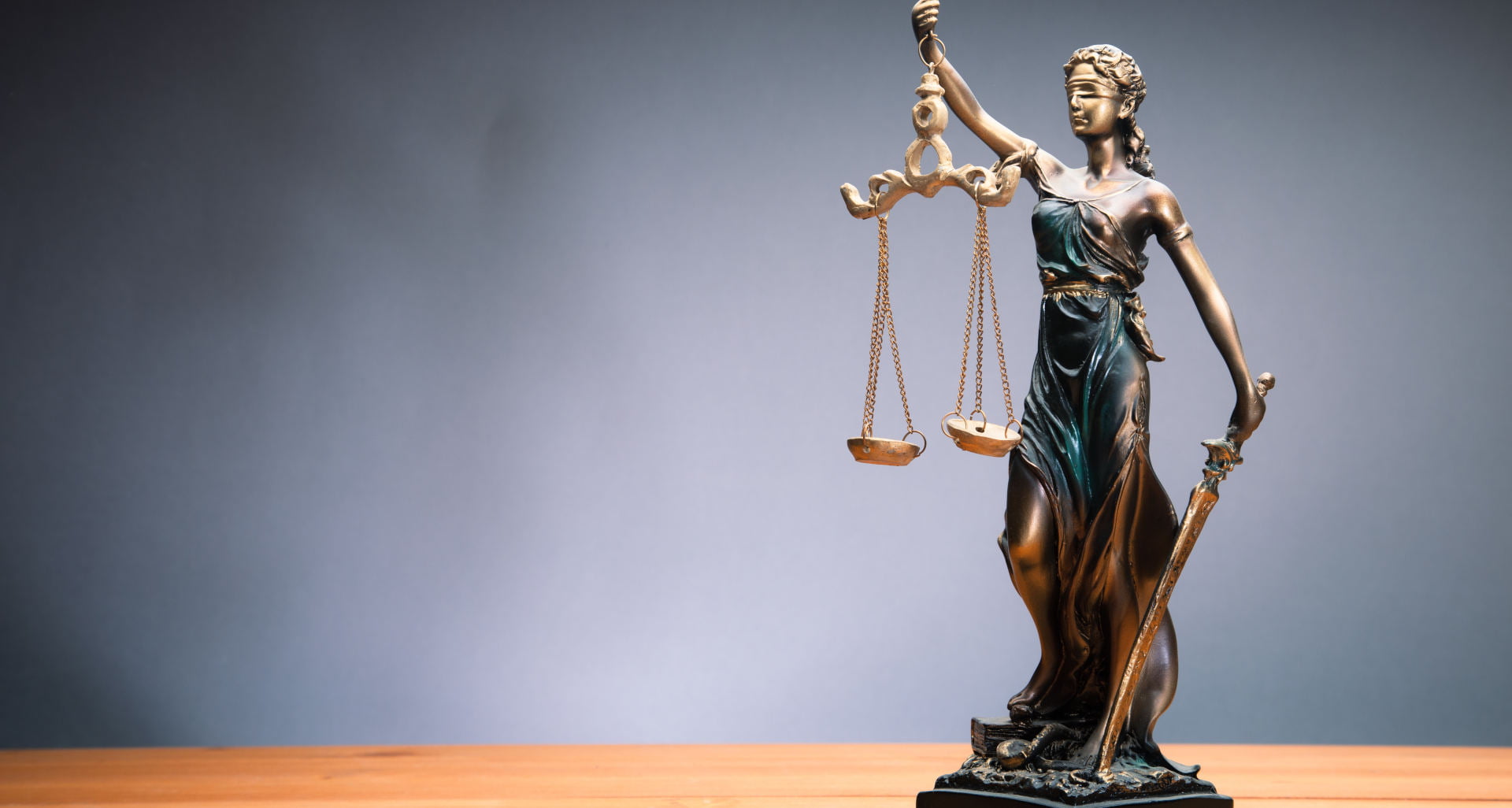 Dziedziczenie długów – do którego pokolenia? Jak uniknąć dziedziczenia długów po rodzicach, wujku, bracie?