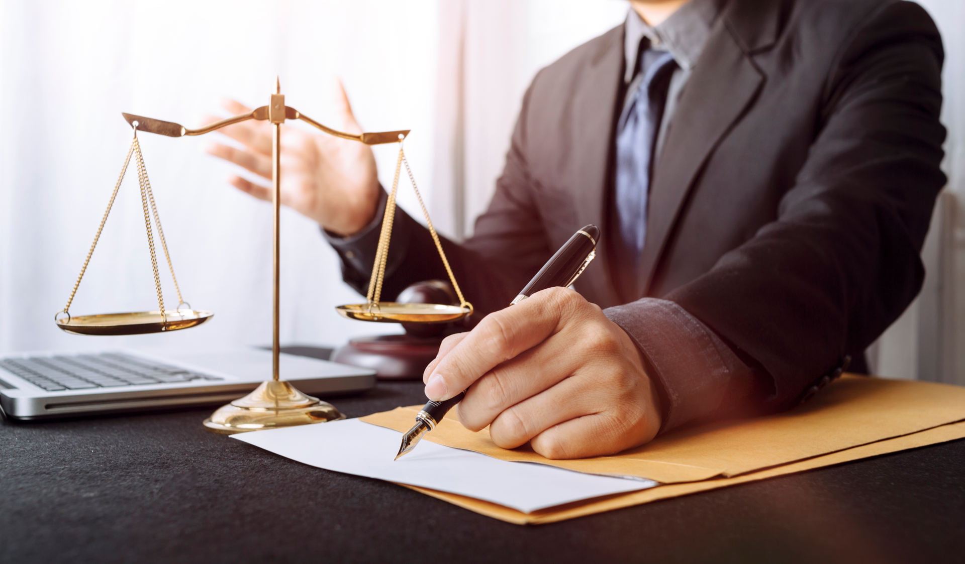 Upadłość konsumencka (bankructwo konsumenckie) 2024. Opinie. Wniosek. Czy warto ogłaszać?