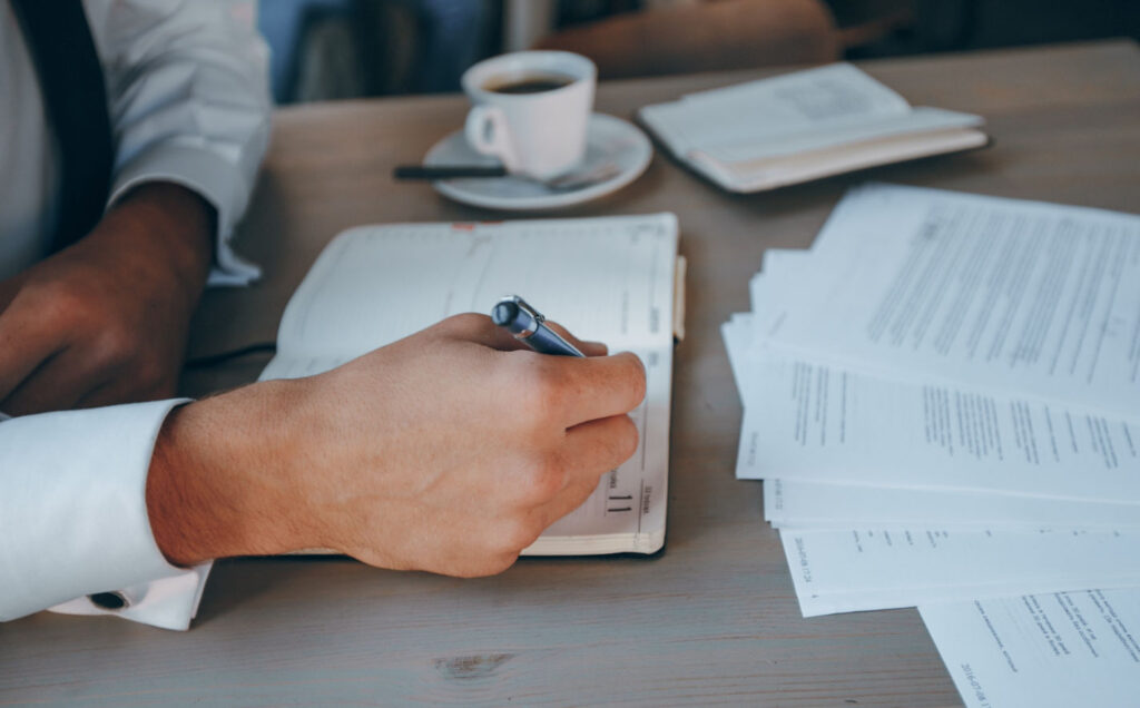 Jak poradzić sobie z długami i je pokonać